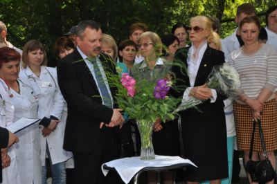 Inaugurarea basoreliefului in memoriam Valentina Halitov